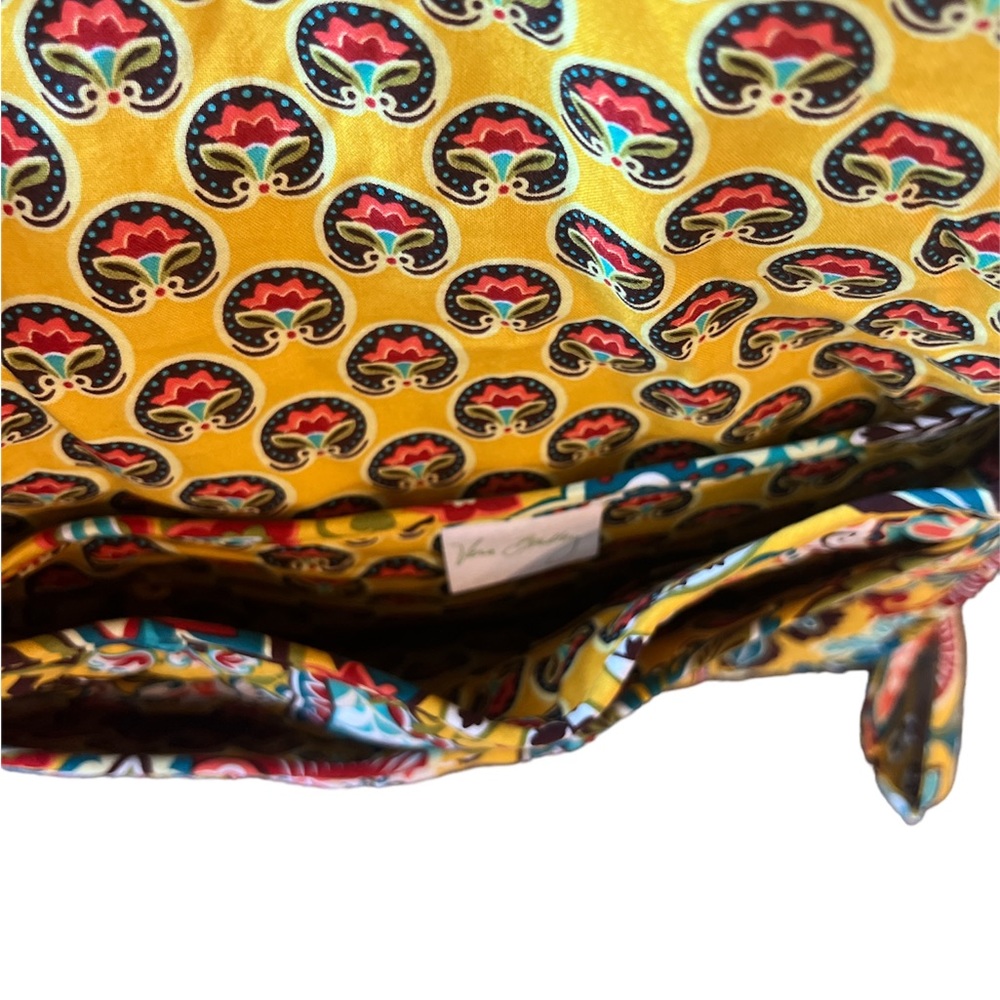 Vera Bradley pocketbook - Picture 2 of 3
